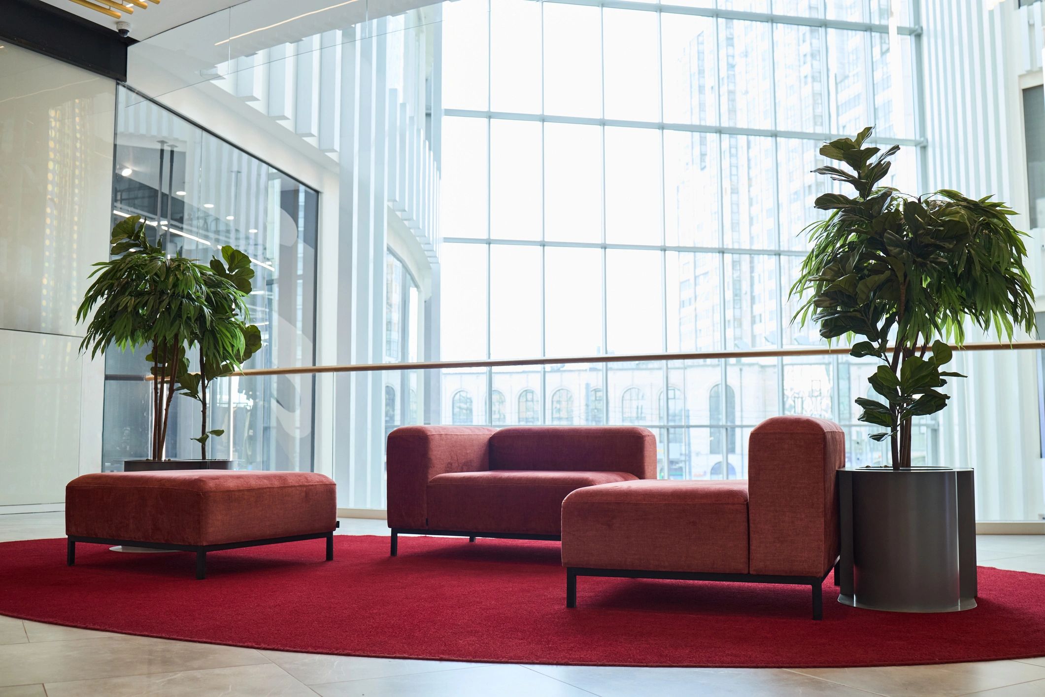 Modern office lounge supporting corporate meetings and waiting